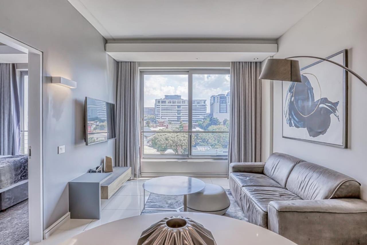 Hotel Apartment In Sandton Private Unit Johannesburg Buitenkant foto
